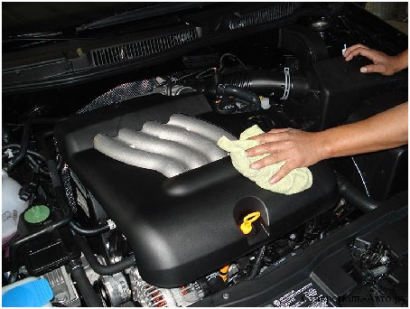 Чем помыть двигатель автомобиля от масла
